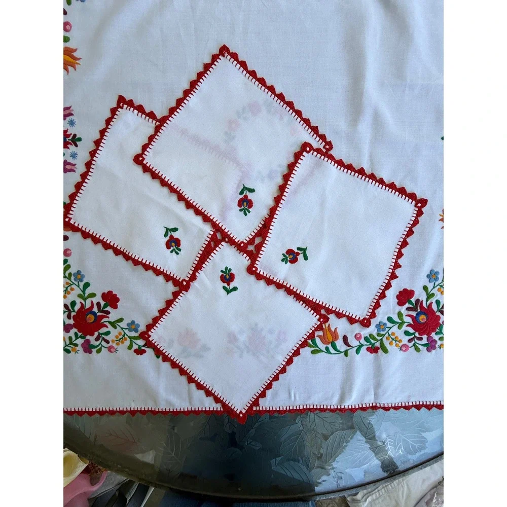 Vintage Hungarian Kalocsa Embroidered Tablecloth and Napkin Set White Floral Red
